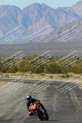 media/Apr-06-2024-CVMA (Sat) [[e845d64083]]/Race 13 Amateur Supersport Open (Holeshot Race)/